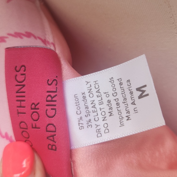 Vixen makeup pencil skirt - Picture 11 of 12